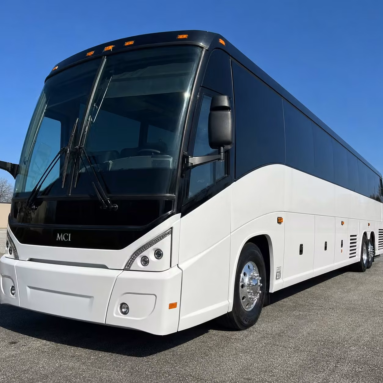 charterbusgrandprairie com can help you coordinate smooth dallas love field pickups and drop offs