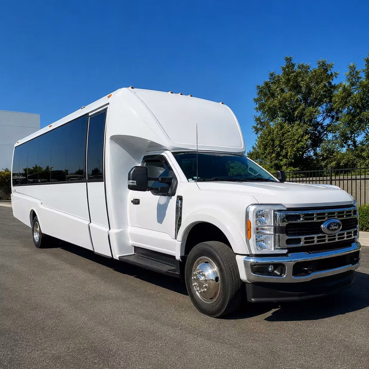 grand prairie 18 passenger minibus rental